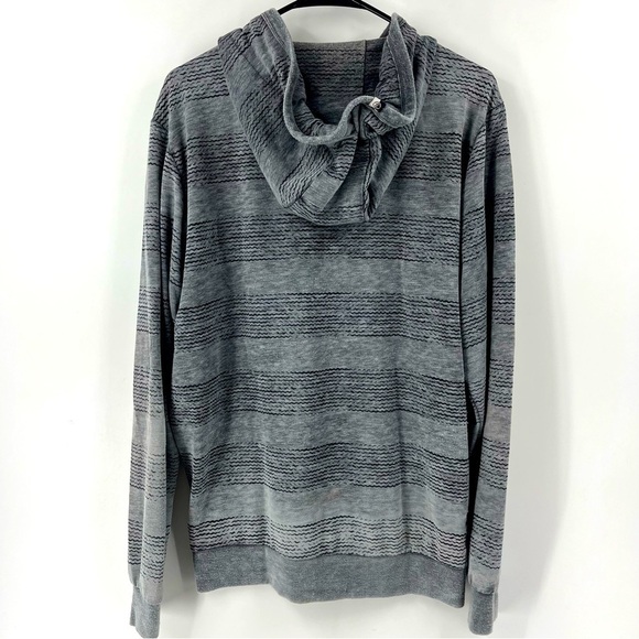 EZEKIEL Button Down hoodie - Picture 3 of 6